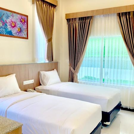 Bintan Lumba Lumba Inn Hotel Tanjung Pinang Exterior photo